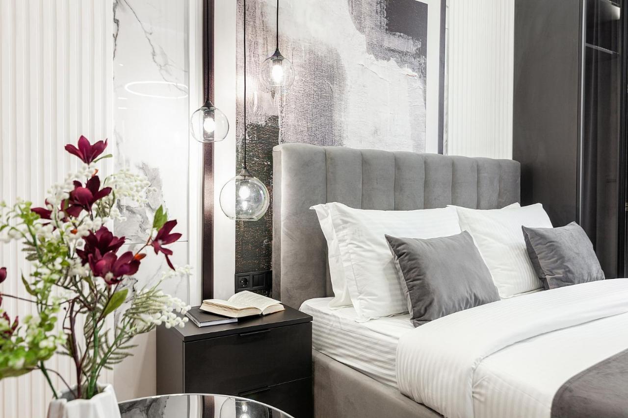 Lovely Apartment On Drahomanova Street Lemberg Exterior foto
