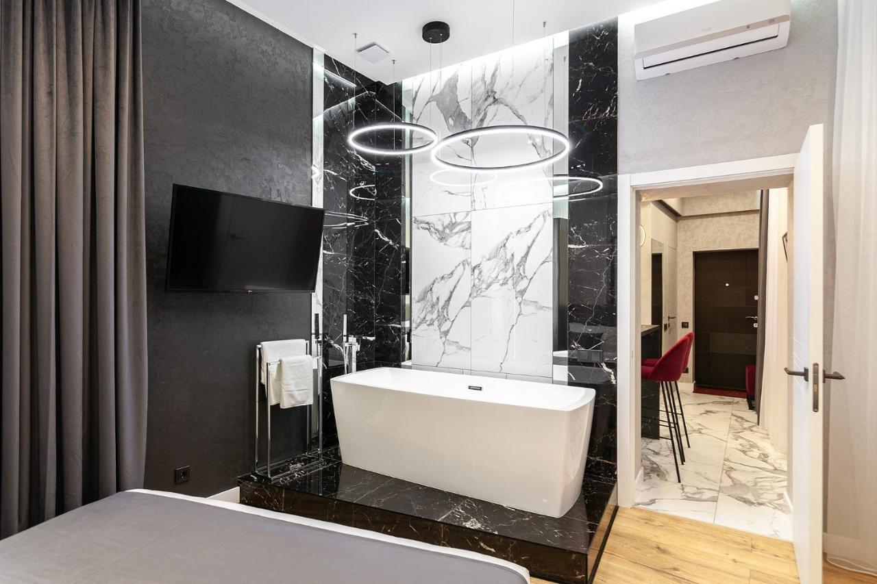 Lovely Apartment On Drahomanova Street Lemberg Exterior foto